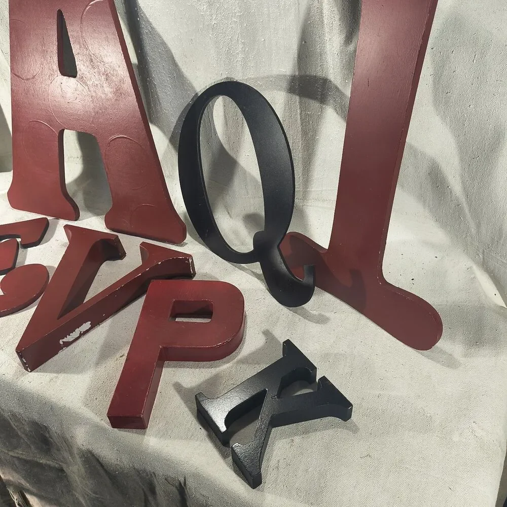 Display Letters  In Sizes From 18